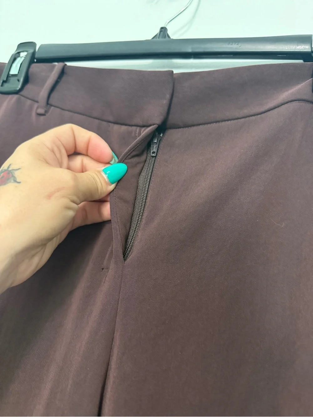 MM.LaFleur  Dress Pants Womens 14 Quiet Luxury Workwear Trousers  Brown/Burgundy